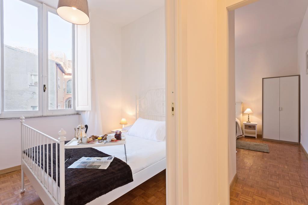 Townhouse By The Spanish Steps Róma Szoba fotó