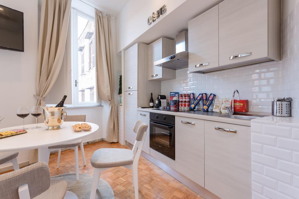 Townhouse By The Spanish Steps Róma Szoba fotó