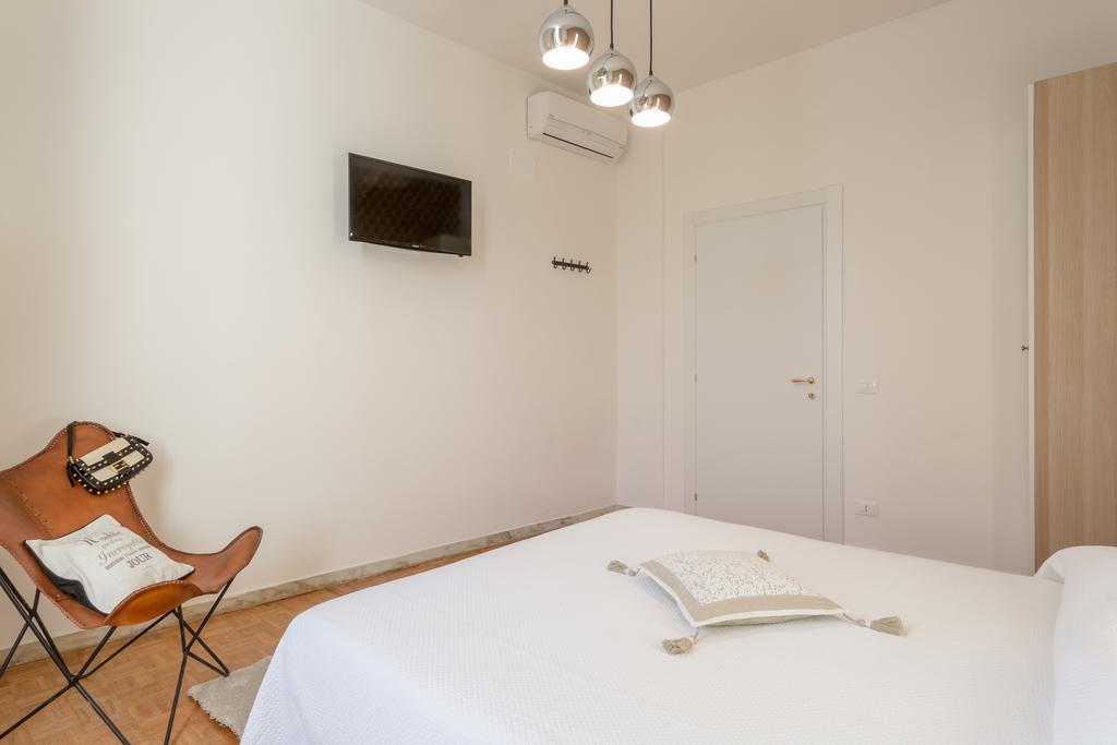 Townhouse By The Spanish Steps Róma Szoba fotó