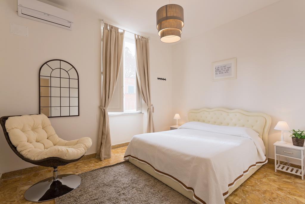 Townhouse By The Spanish Steps Róma Szoba fotó